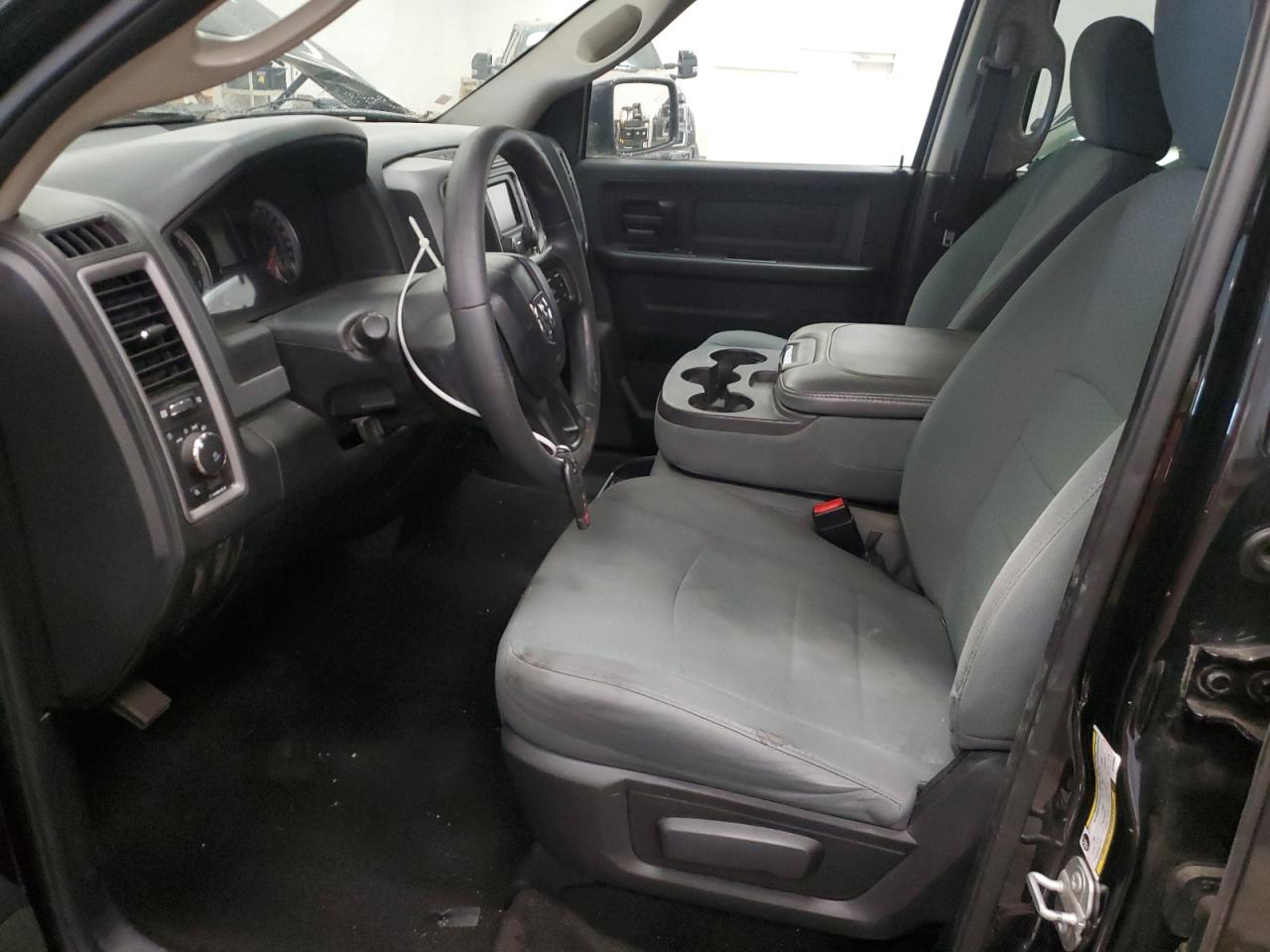 2018 RAM 1500 - Image 7