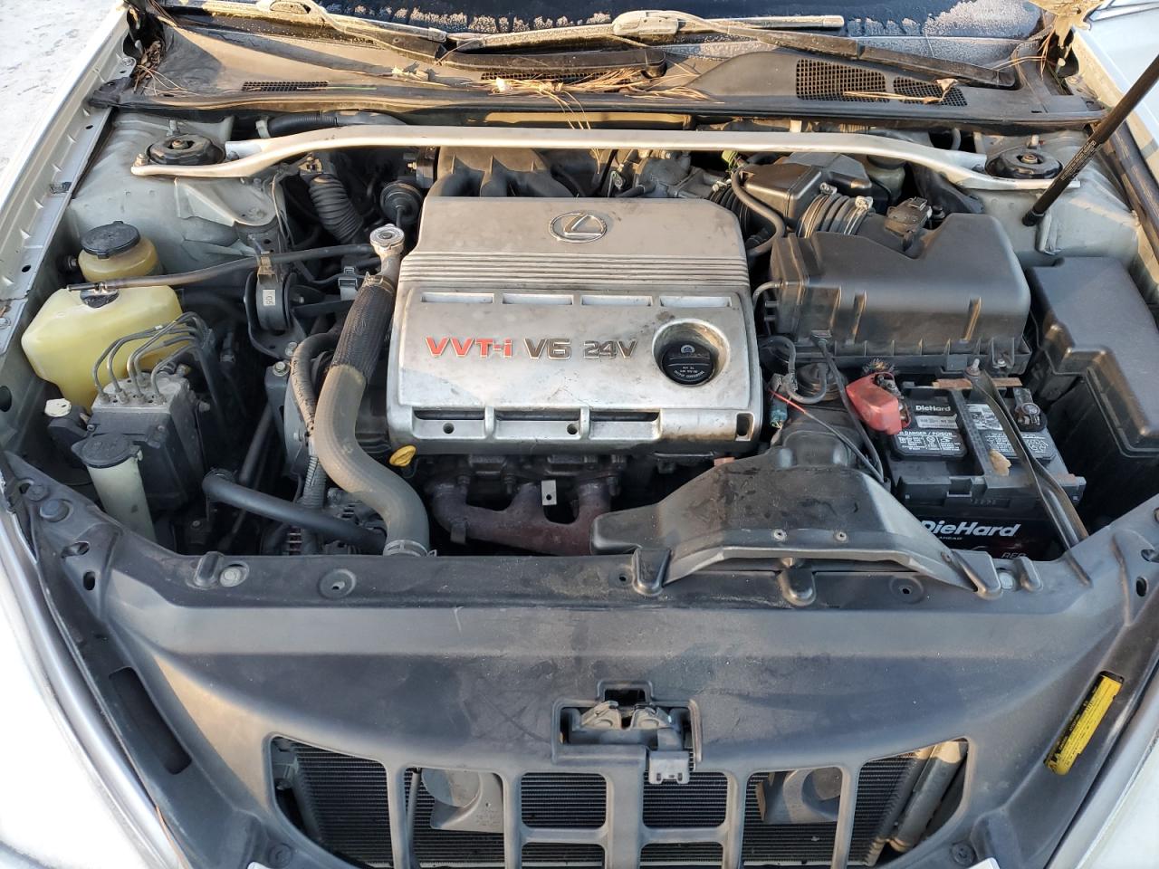 2002 Lexus ES - Image 13