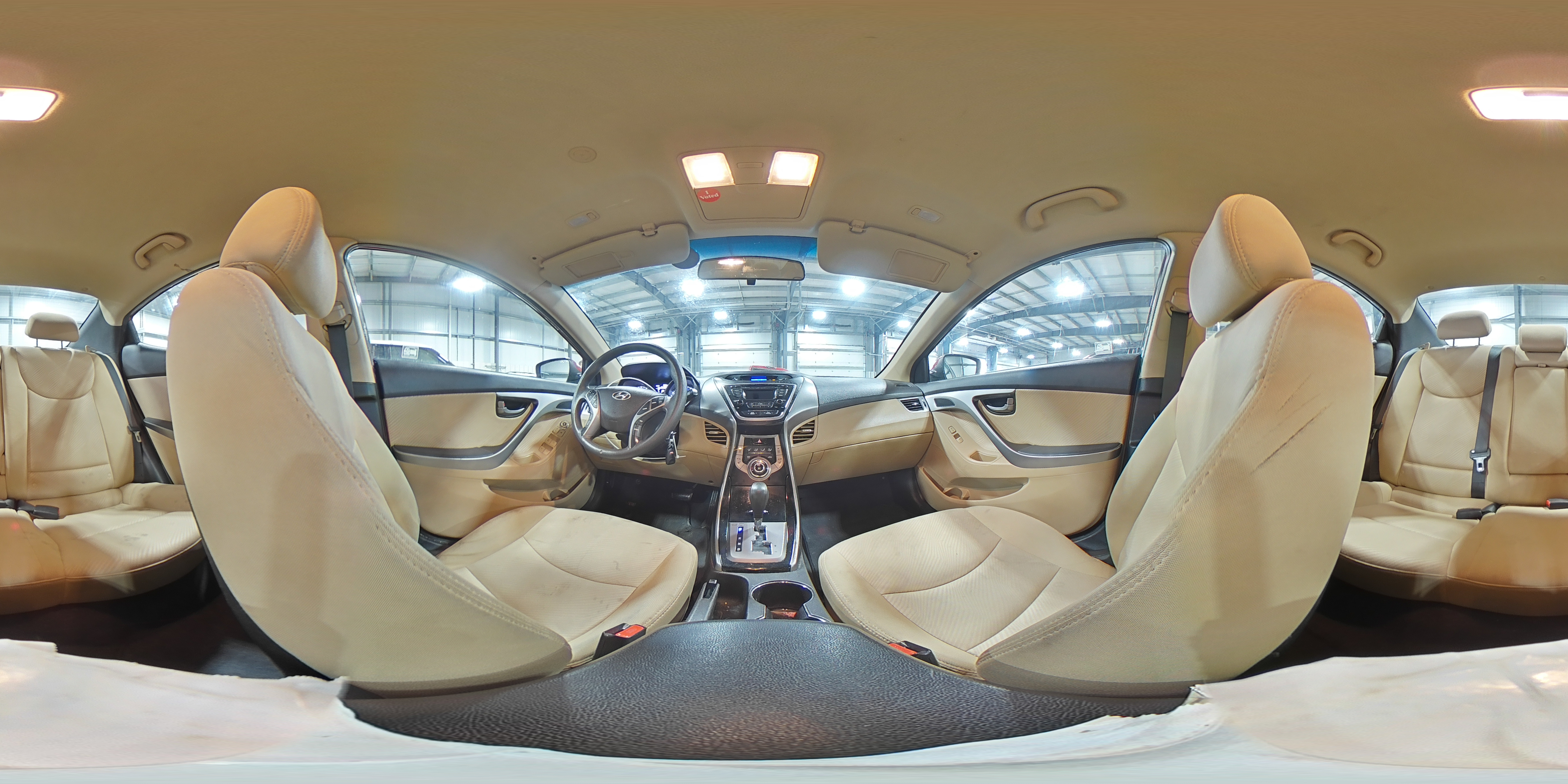 2013 Hyundai Elantra - Image 15