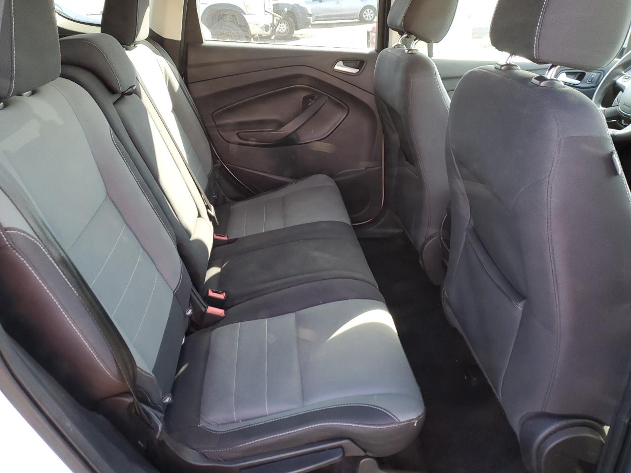 2016 Ford Escape - Image 11