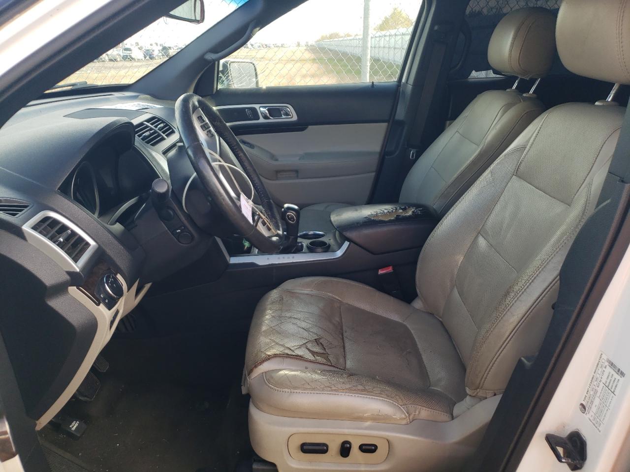 2014 Ford Explorer - Image 7