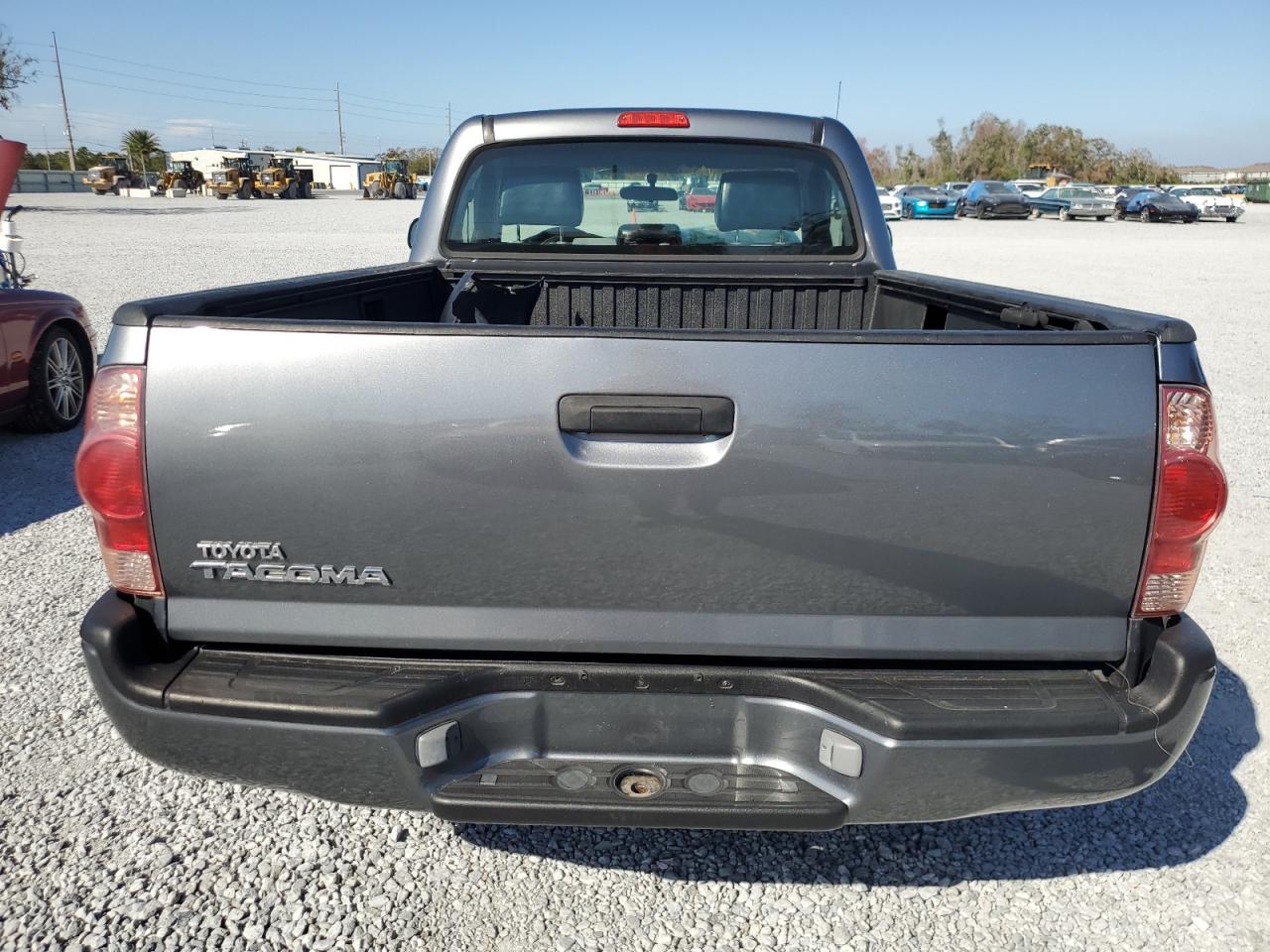 2005 Toyota Tacoma - Image 10