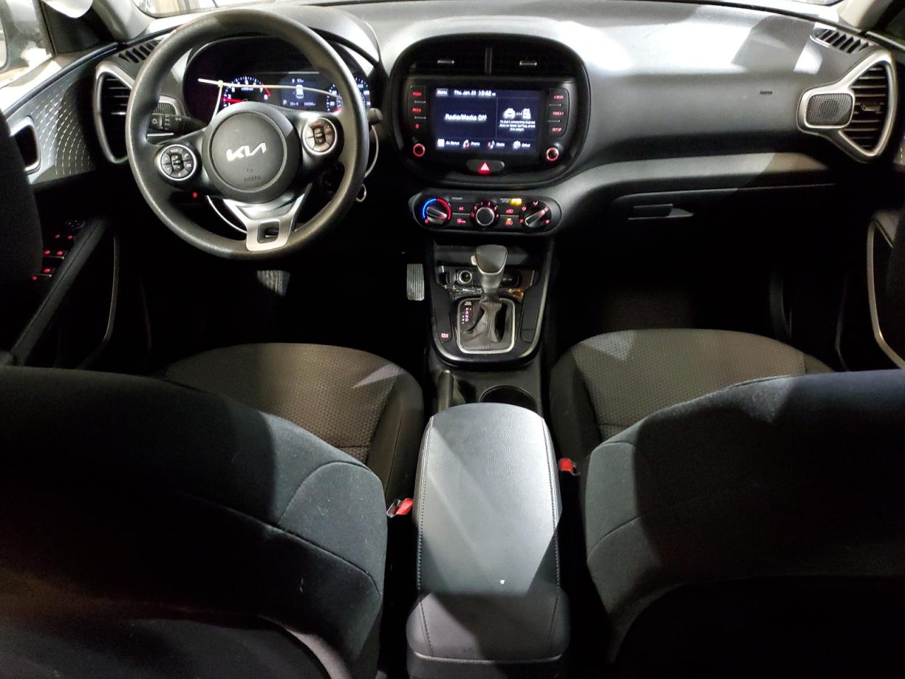 2022 Kia Soul - Image 8