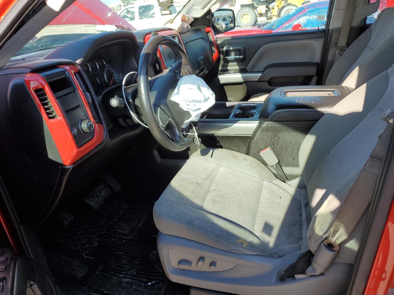 2016 Chevrolet Silverado - Image 7