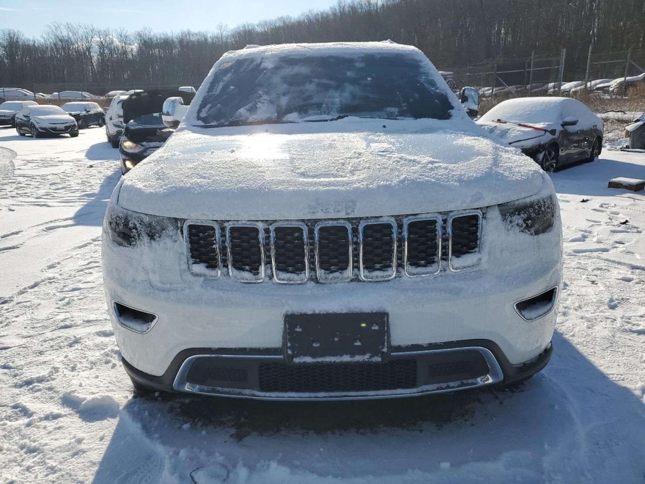 2017 Jeep Grand Cherokee - Image 5