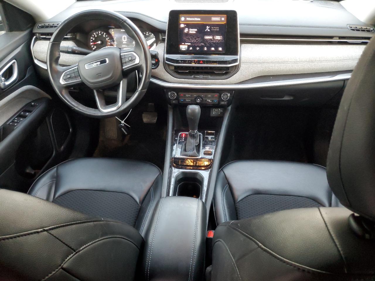 2022 Jeep Compass - Image 8