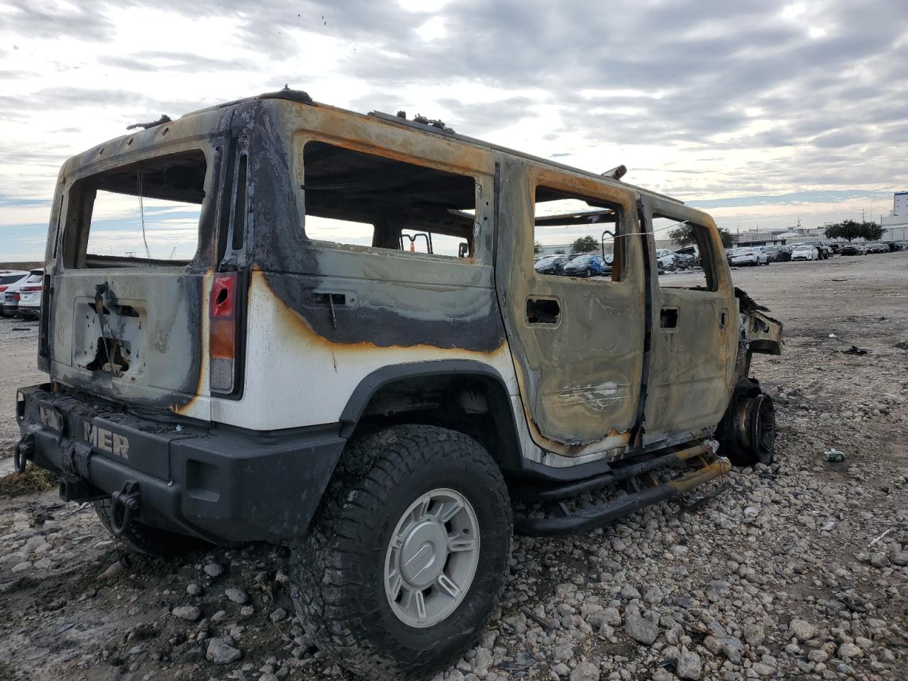 2004 Hummer H2 - Image 3