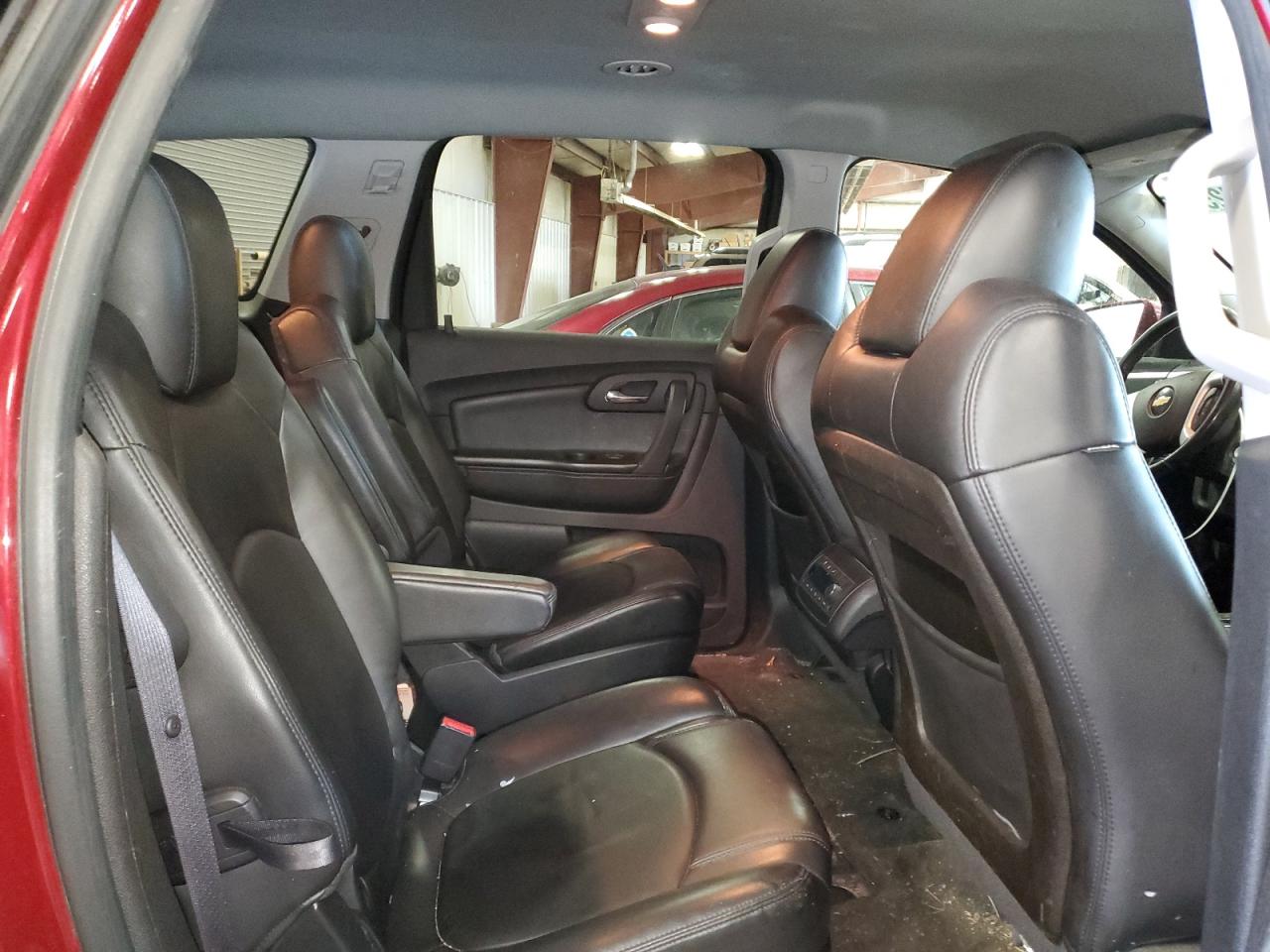 2010 Chevrolet Traverse - Image 11