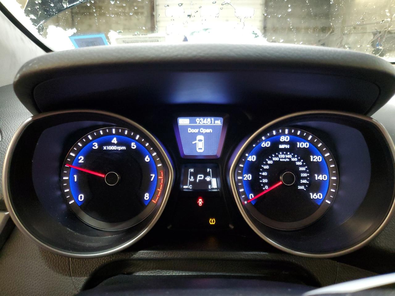 2014 Hyundai Elantra - Image 9