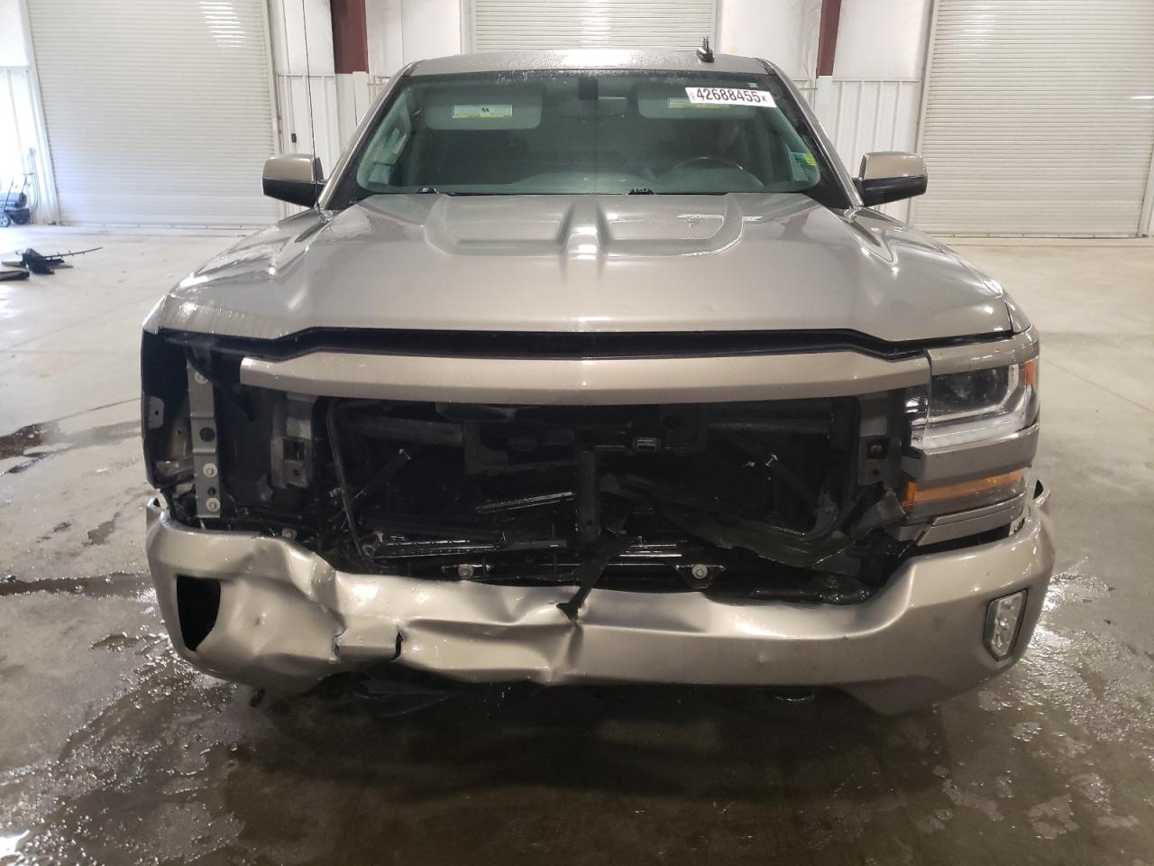 2017 Chevrolet Silverado - Image 5