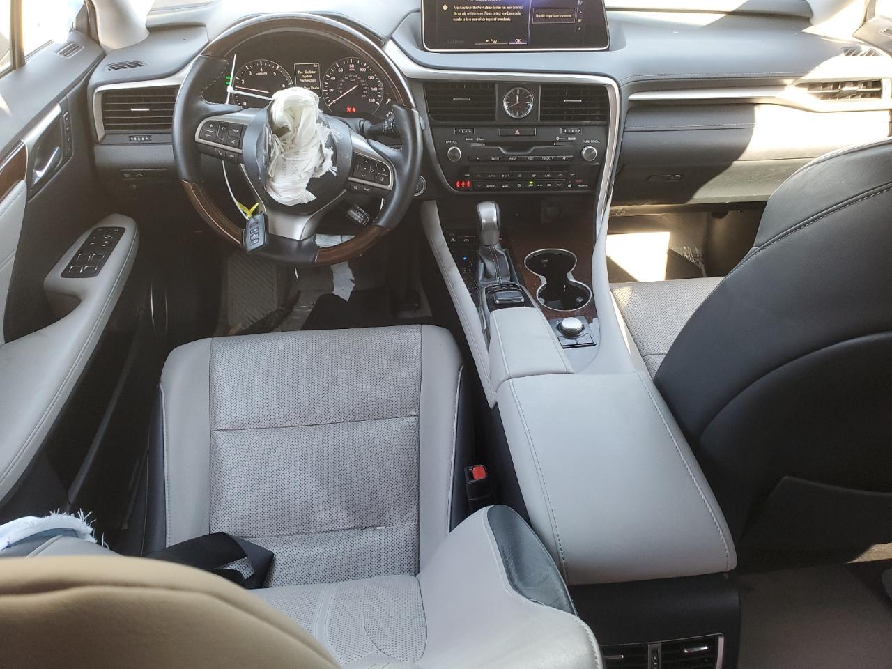 2017 Lexus RX - Image 8