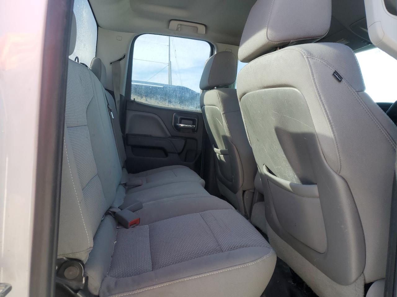 2015 GMC Sierra - Image 10
