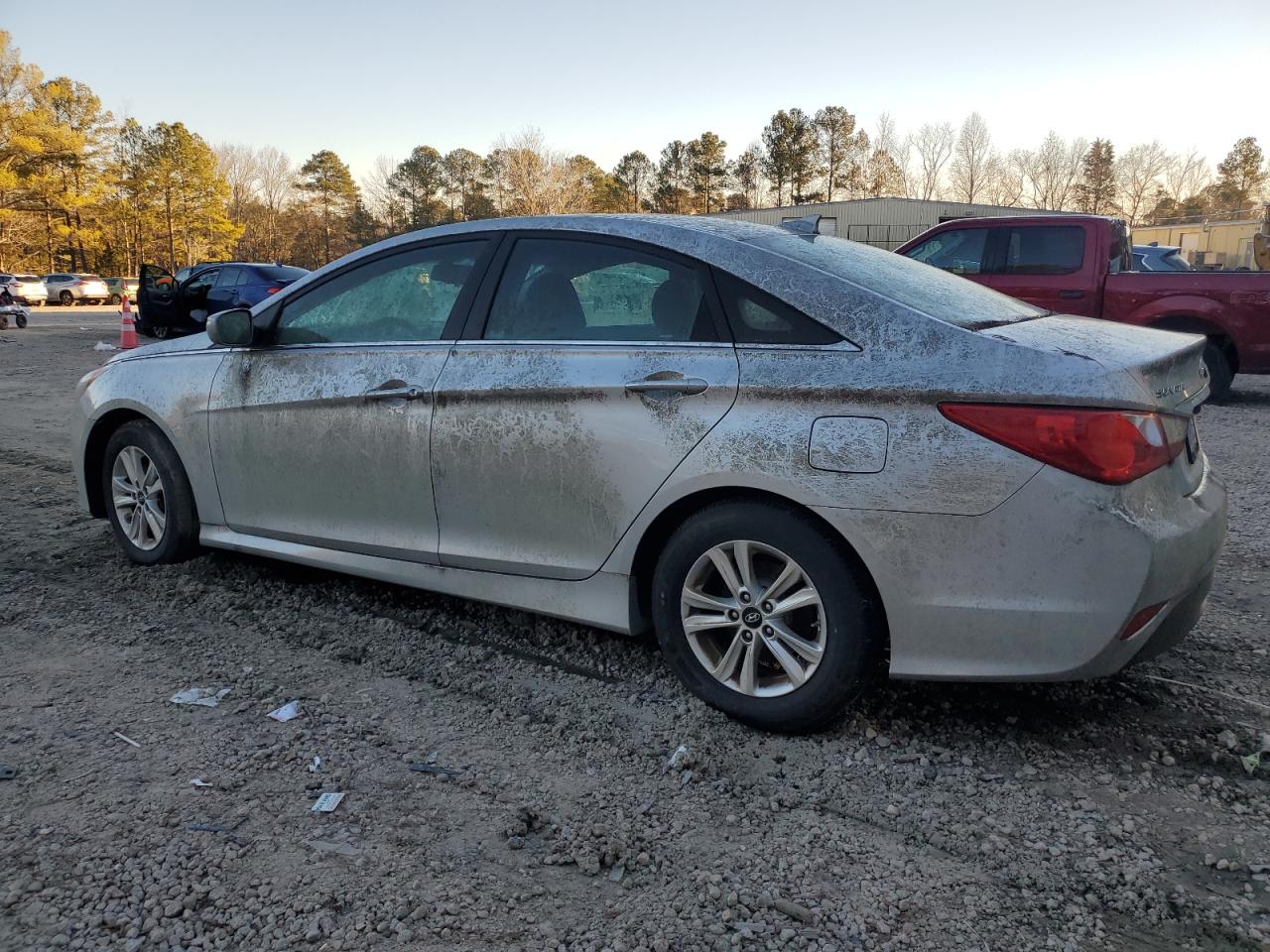 VIN 5NPEB4AC4EH892800 2014 HYUNDAI SONATA no.2