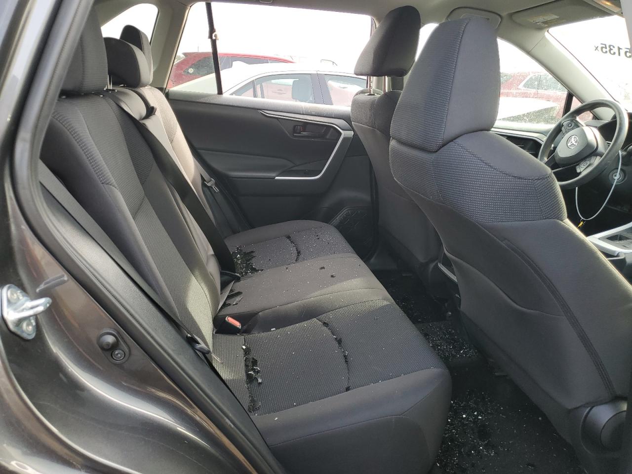 2020 Toyota RAV 4 - Image 11