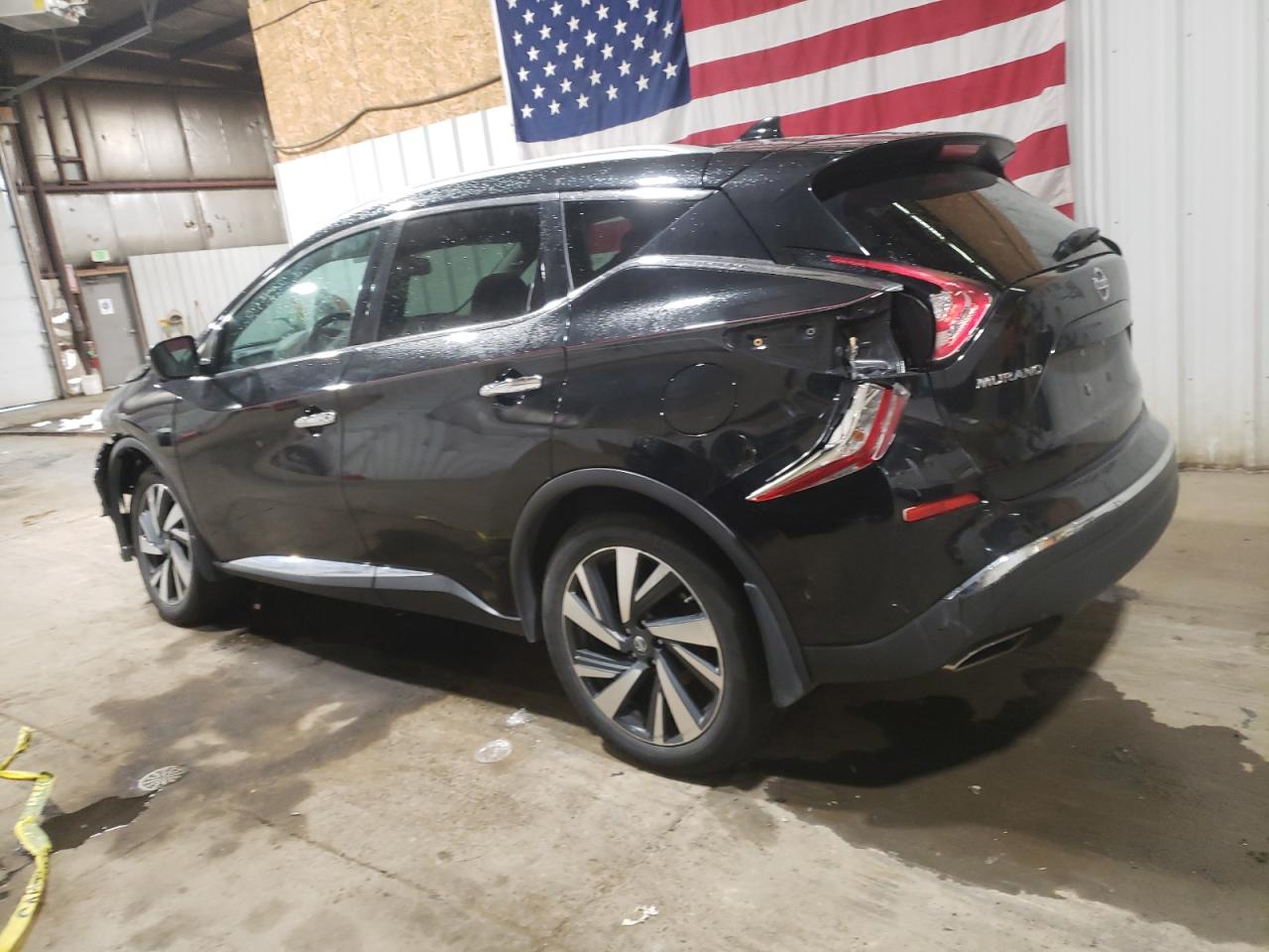 2017 Nissan Murano - Image 2