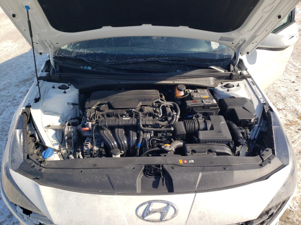 2021 Hyundai Elantra - Image 12