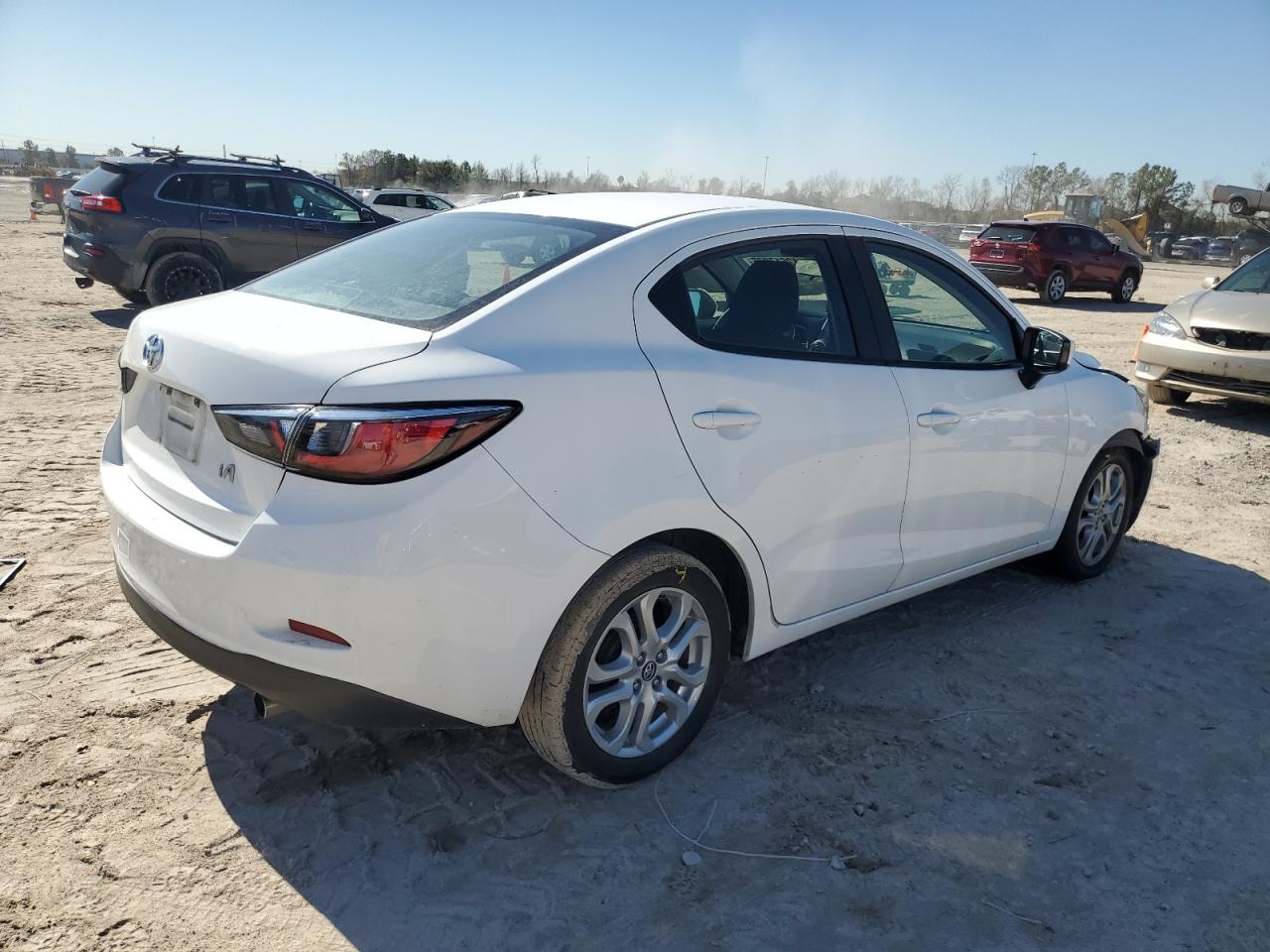 2017 Toyota Yaris - Image 3