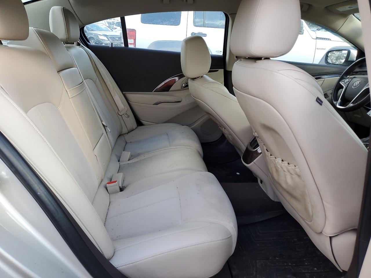 2015 Buick LaCrosse - Image 10