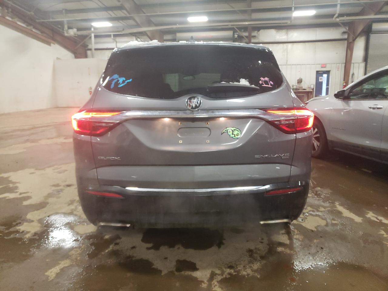 VIN 5GAEVAKW8JJ168190 2018 BUICK ENCLAVE no.6