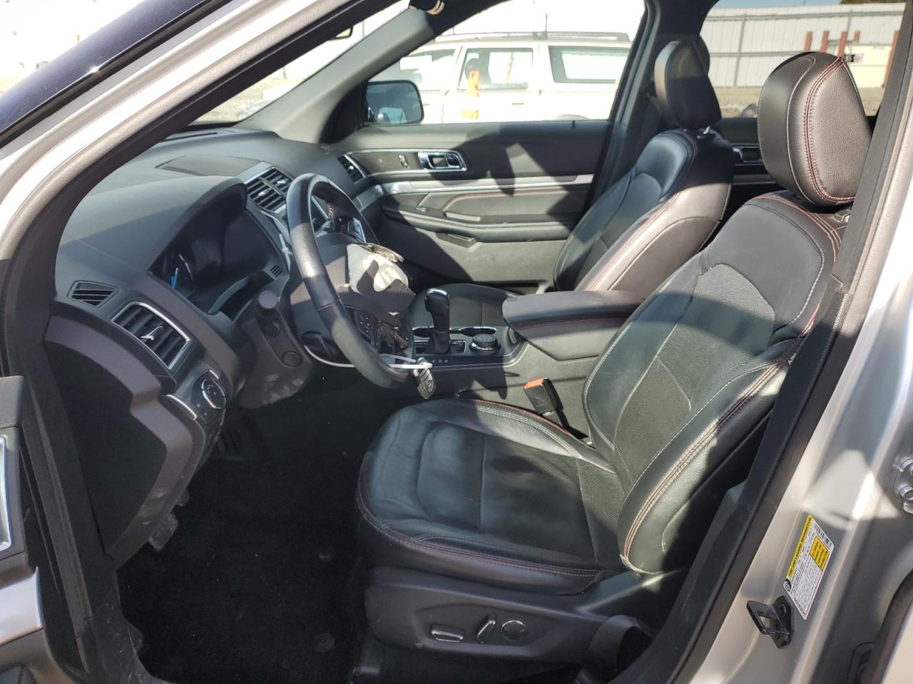 2018 Ford Explorer - Image 7