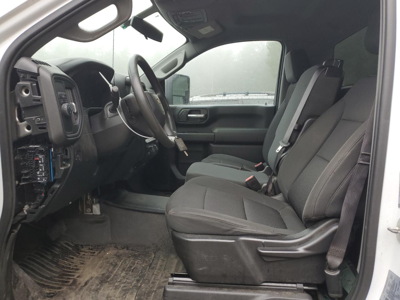 2022 Chevrolet Silverado - Image 7