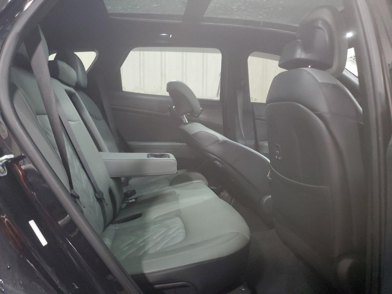 2023 Kia Sportage - Image 11