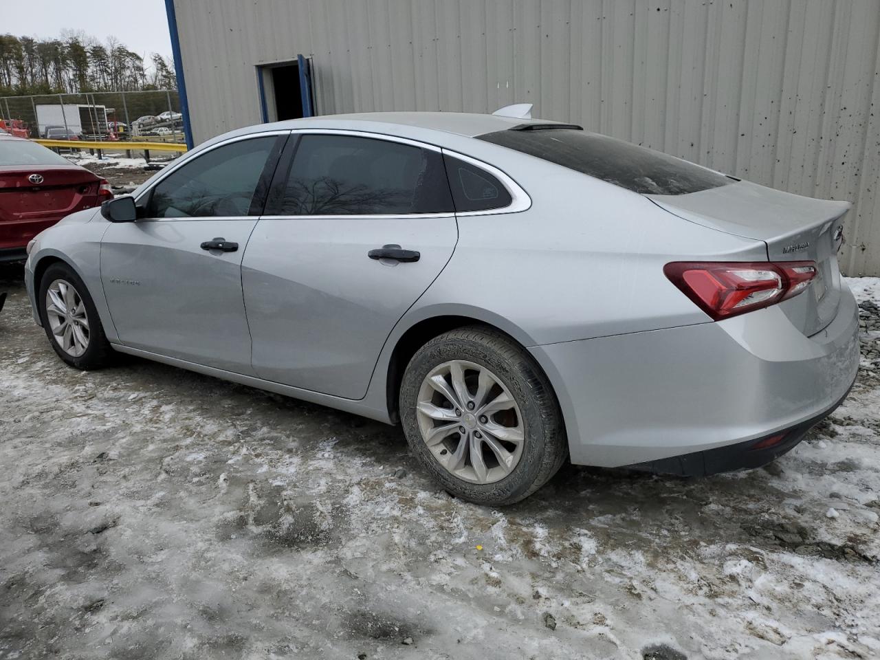 2020 Chevrolet Malibu - Image 2