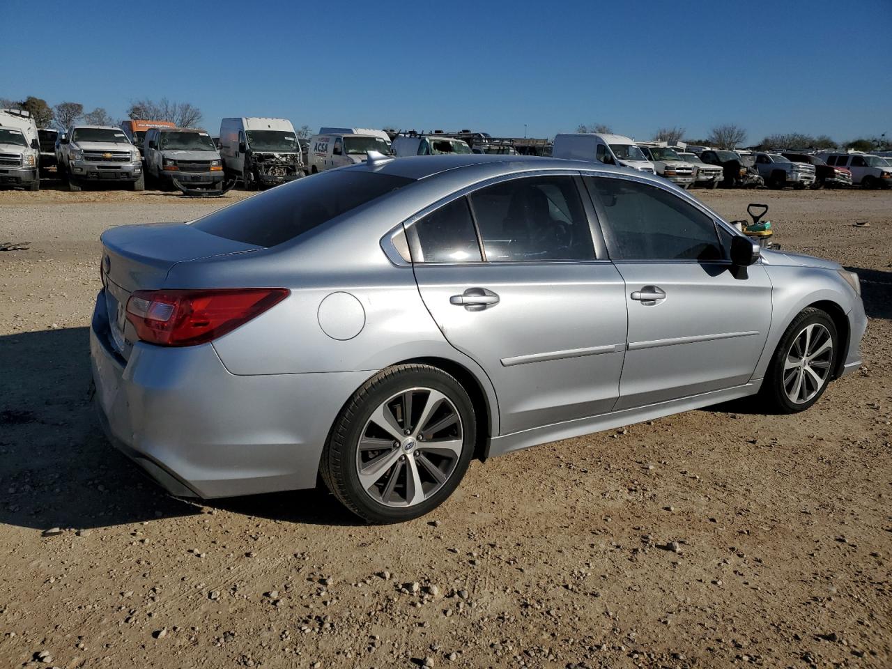 2018 Subaru Legacy - Image 3