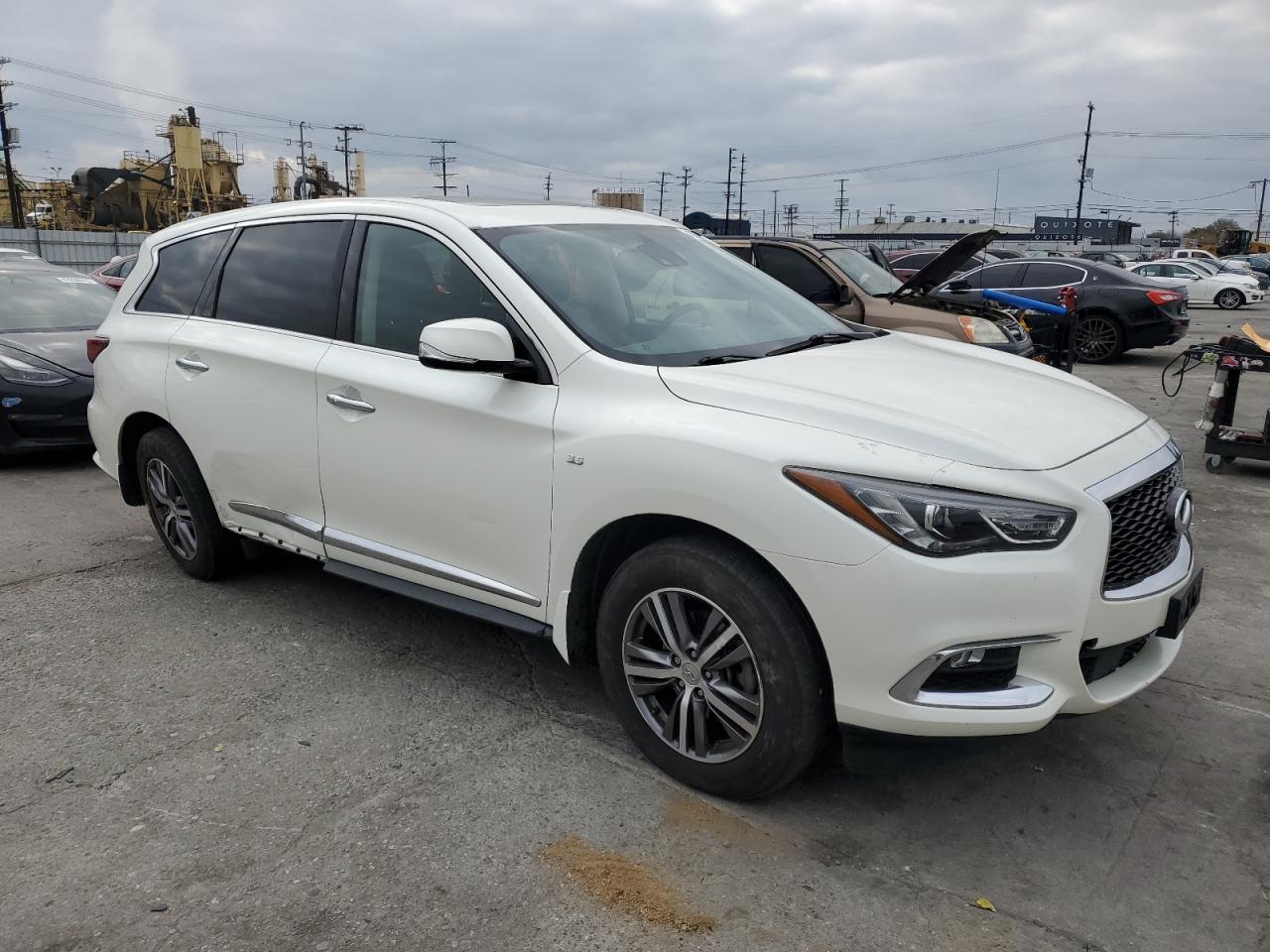 2020 Infiniti QX60 - Image 4
