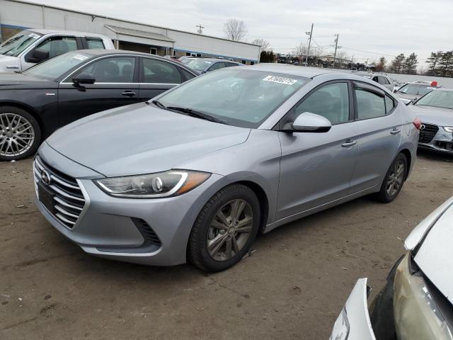  HYUNDAI ELANTRA 2017 Srebrny