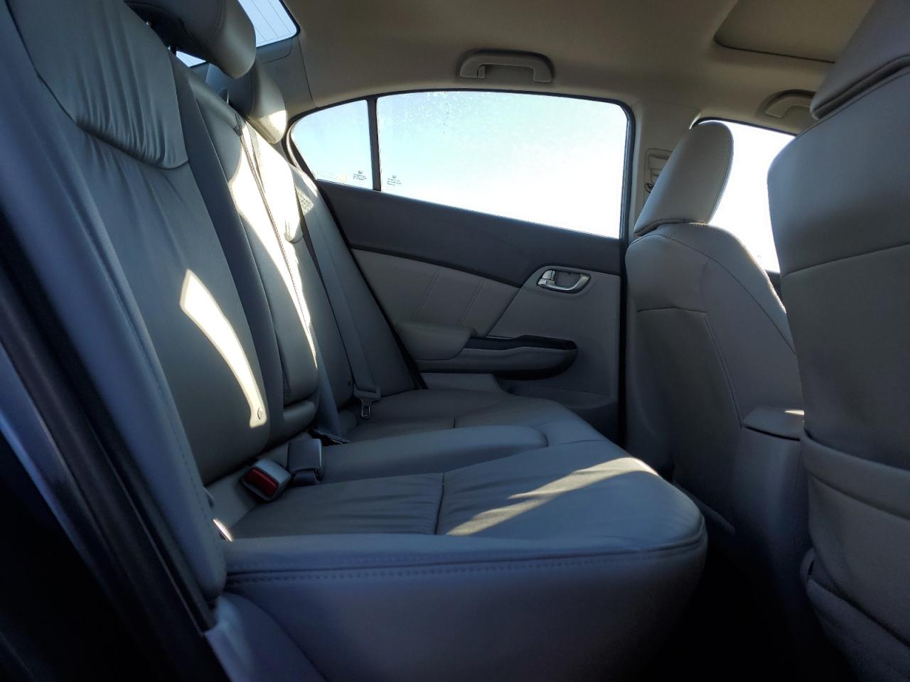 2012 Honda Civic - Image 10