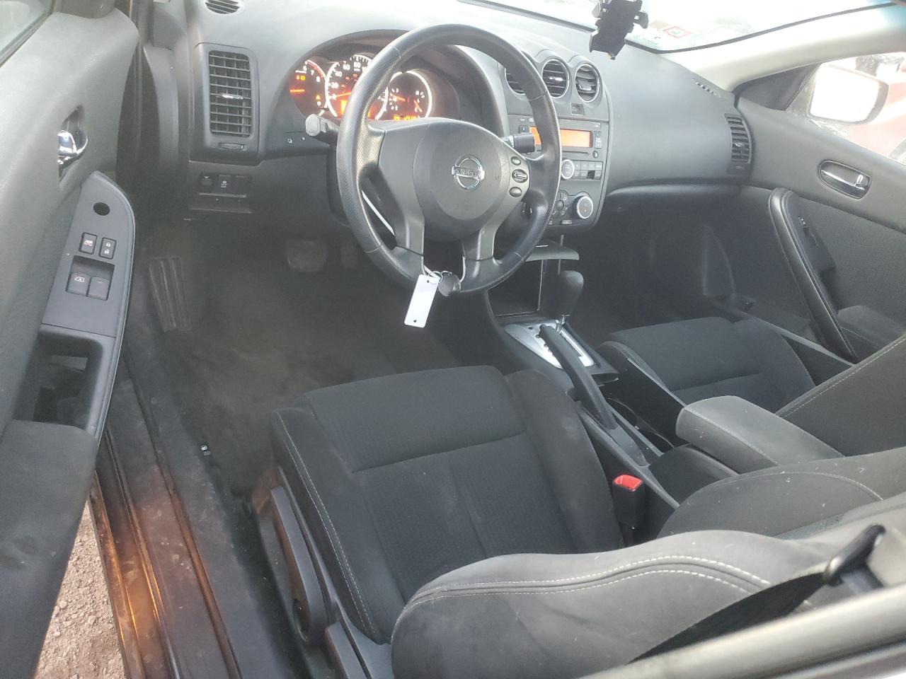 2012 Nissan Altima - Image 8