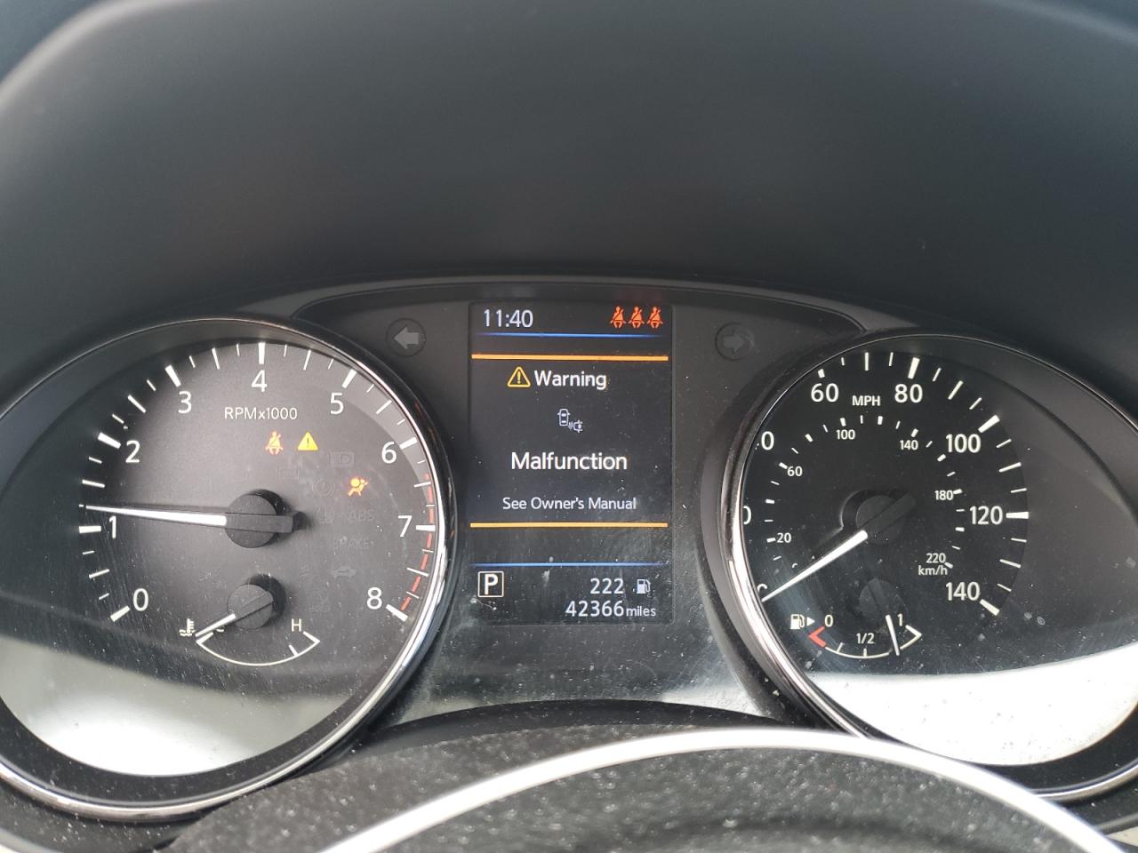 2020 Nissan Rogue - Image 9