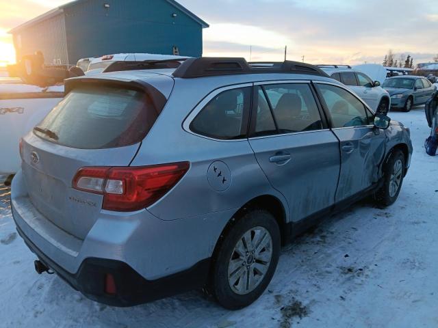  SUBARU OUTBACK 2018 Серебристый