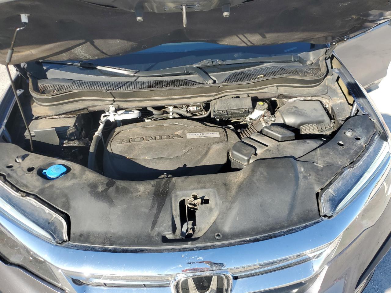 2019 Honda Pilot - Image 14