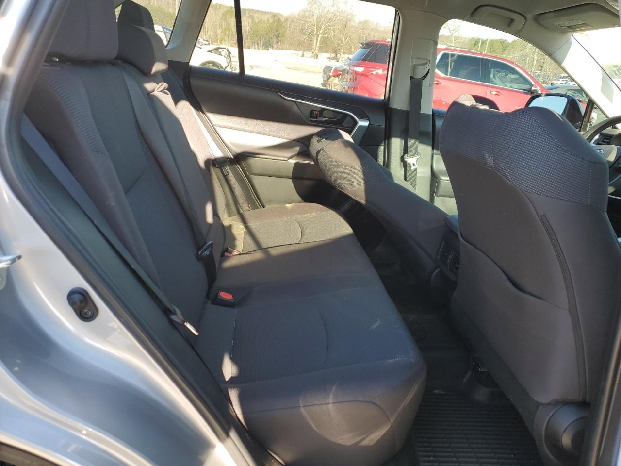 2022 Toyota RAV 4 - Image 11