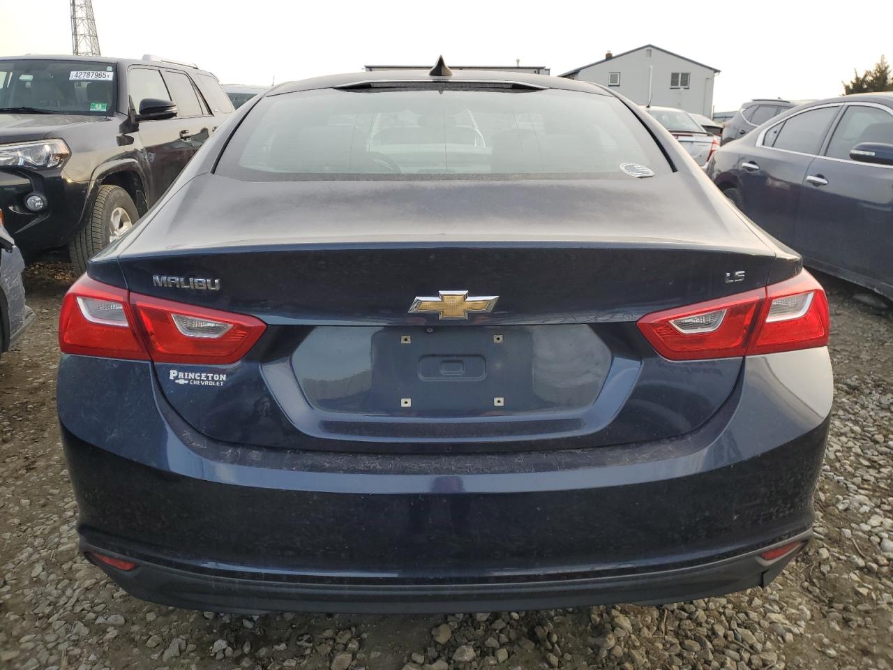 2016 Chevrolet Malibu - Image 6