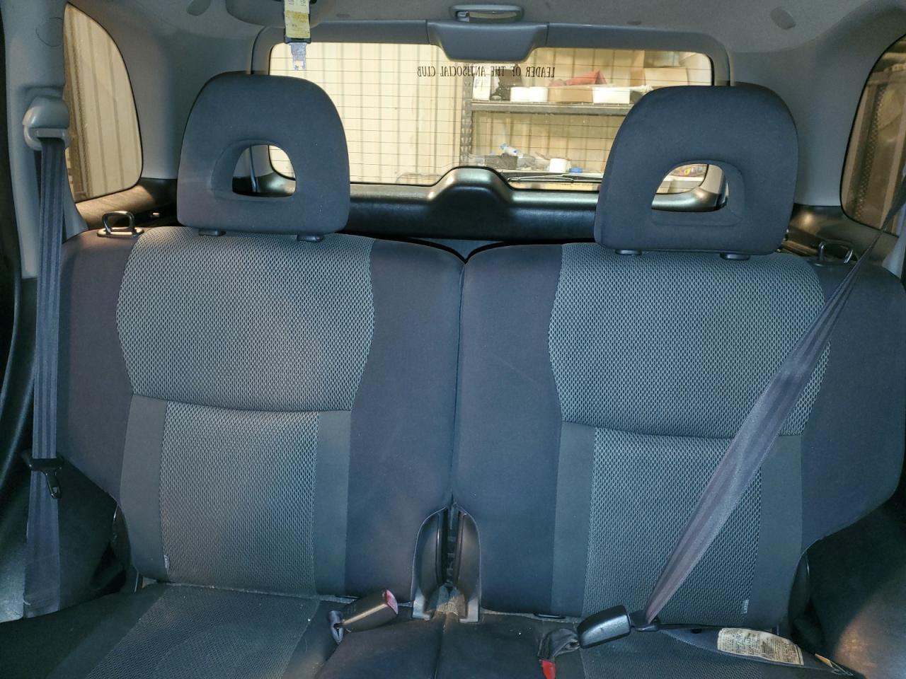 2004 Toyota RAV 4 - Image 10