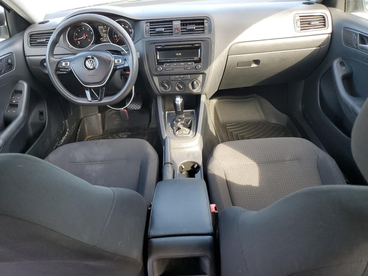 2015 Volkswagen Jetta - Image 8