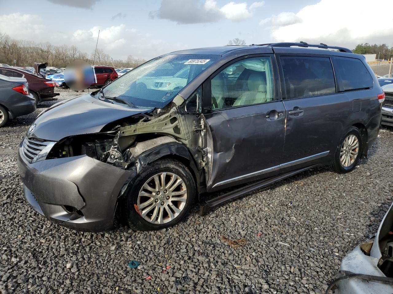 2011 Toyota Sienna - Image 1