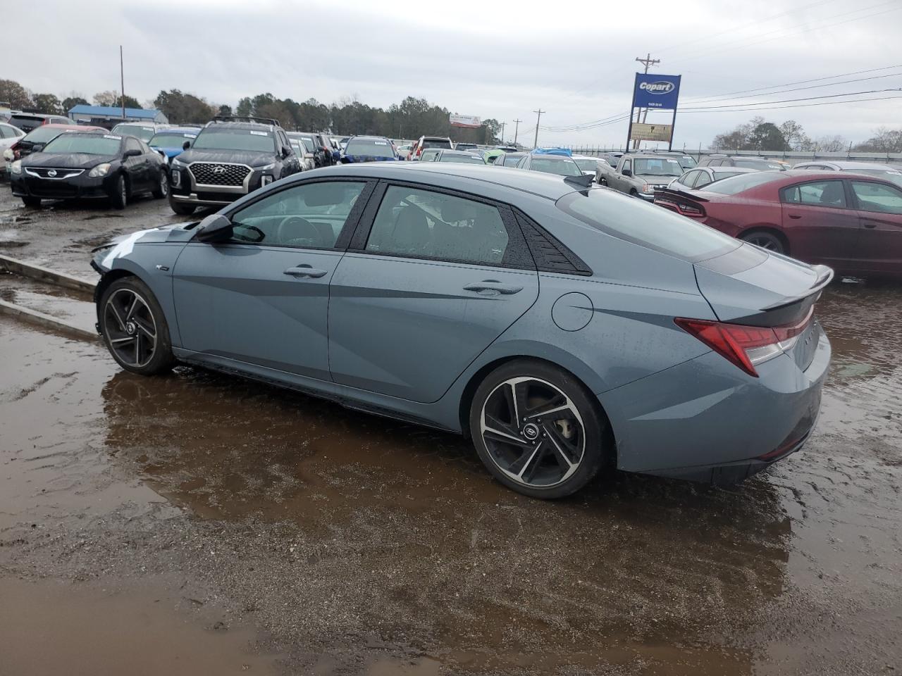 2023 Hyundai Elantra - Image 2