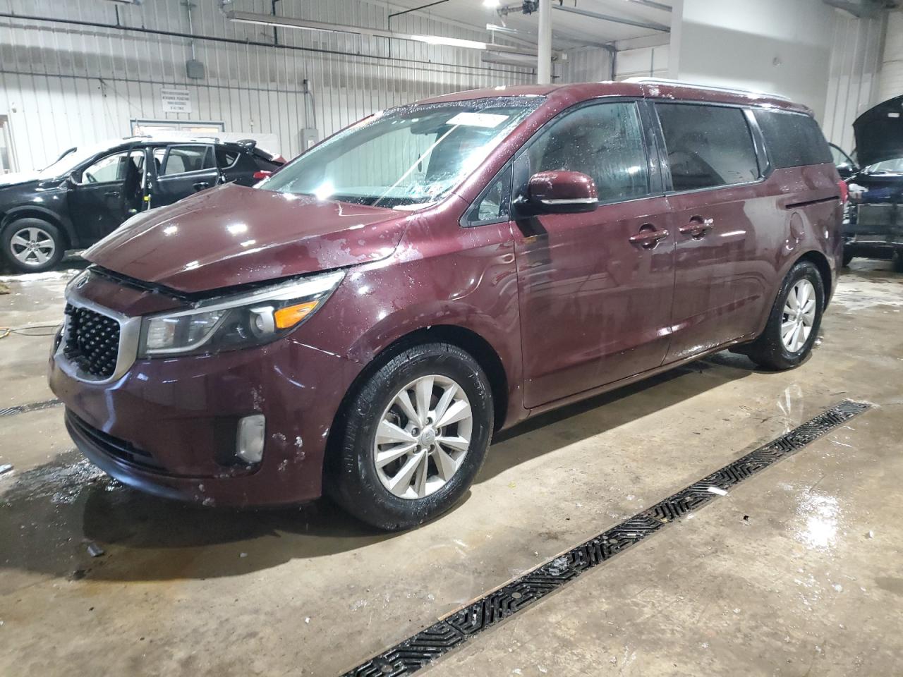 2016 Kia Sedona - Image 1