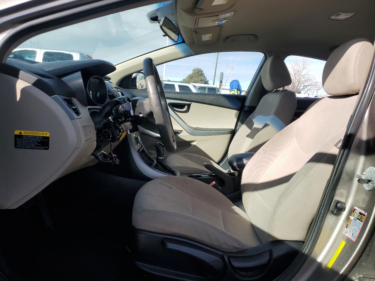 2015 Hyundai Elantra - Image 7