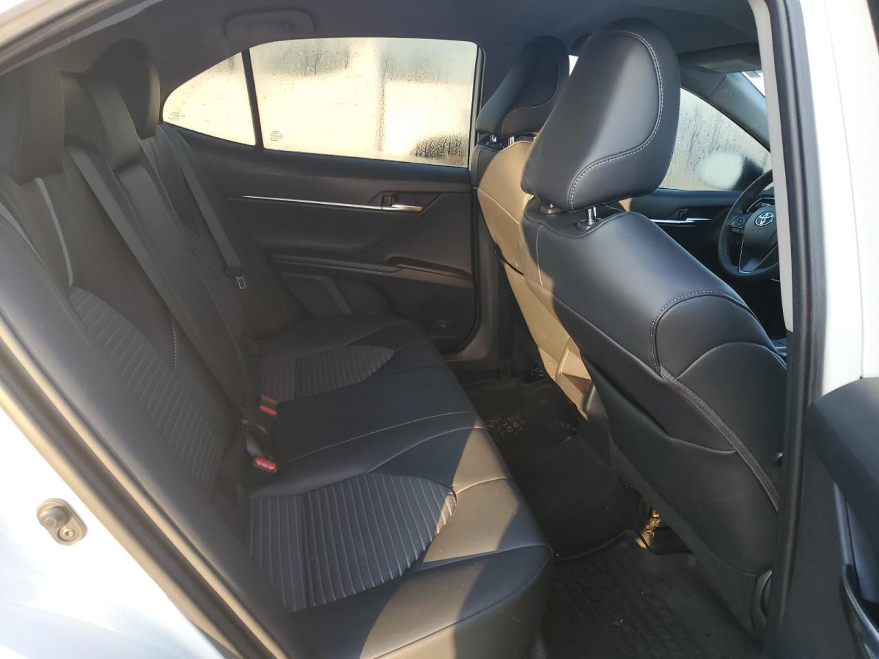 2021 Toyota Camry - Image 10