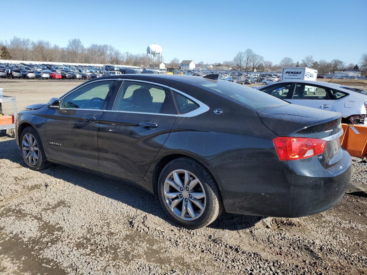 2016 Chevrolet Impala - Image 2