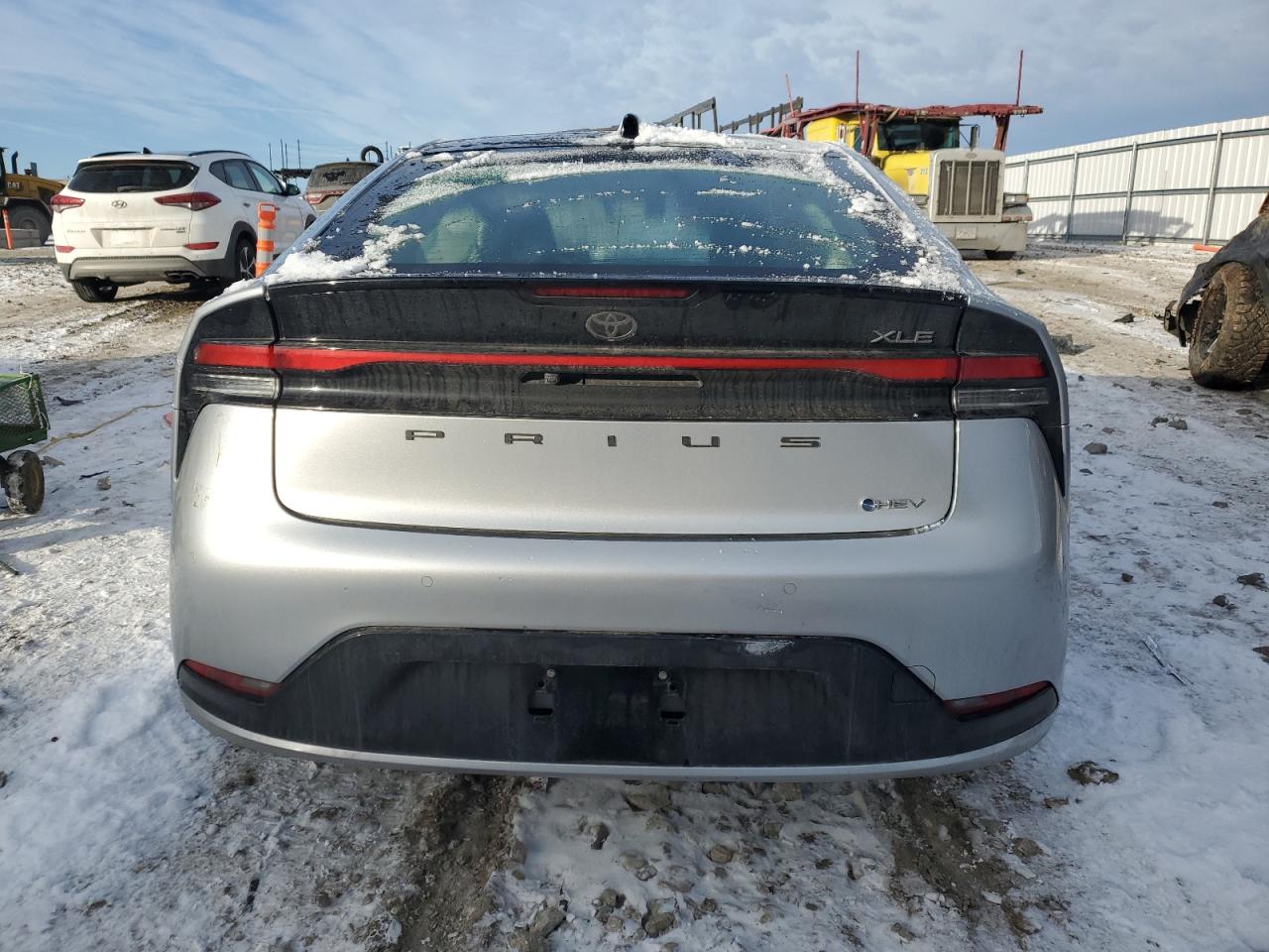 2024 Toyota Prius - Image 6