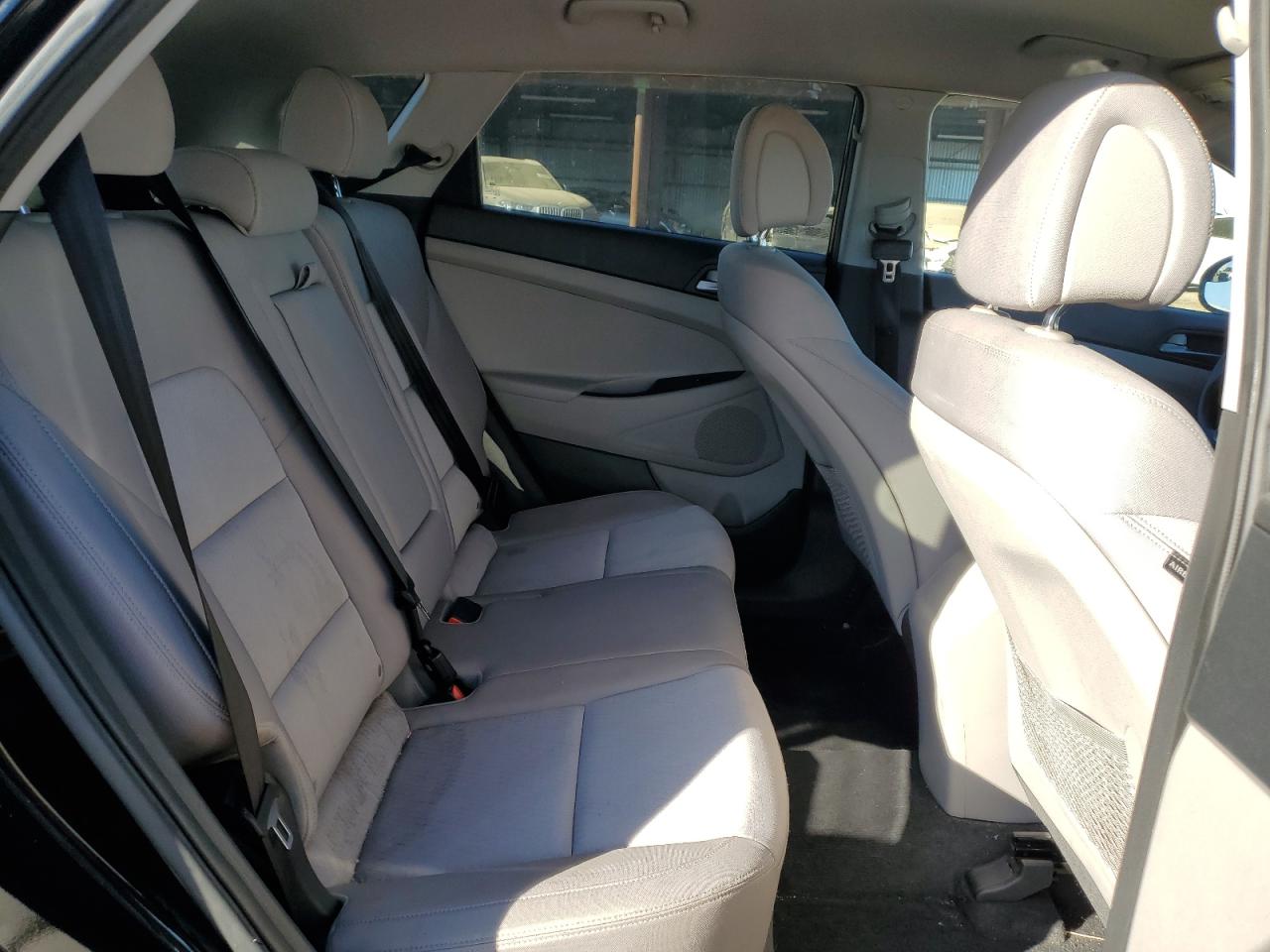 2016 Hyundai Tucson - Image 12