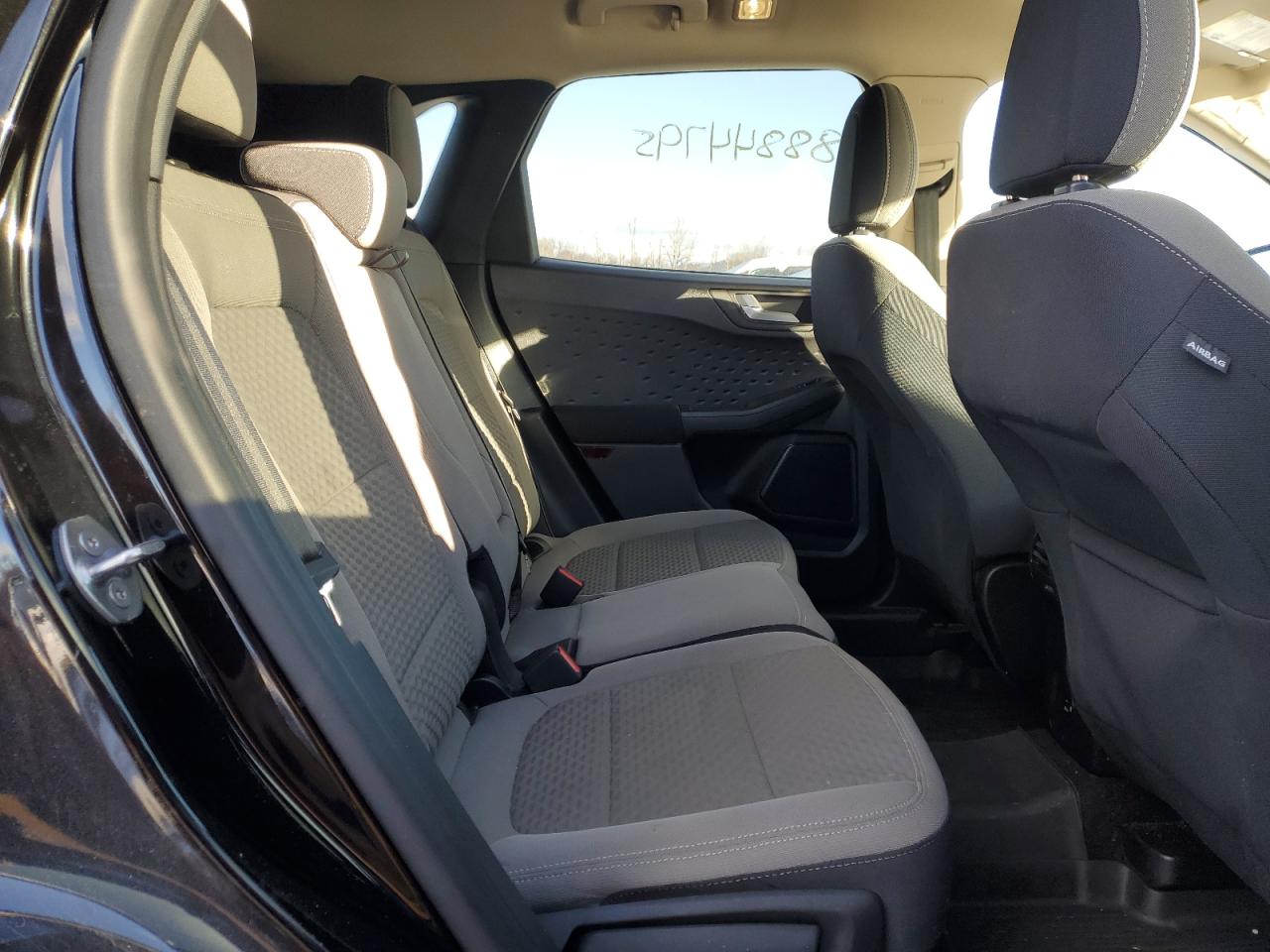 2020 Ford Escape - Image 11