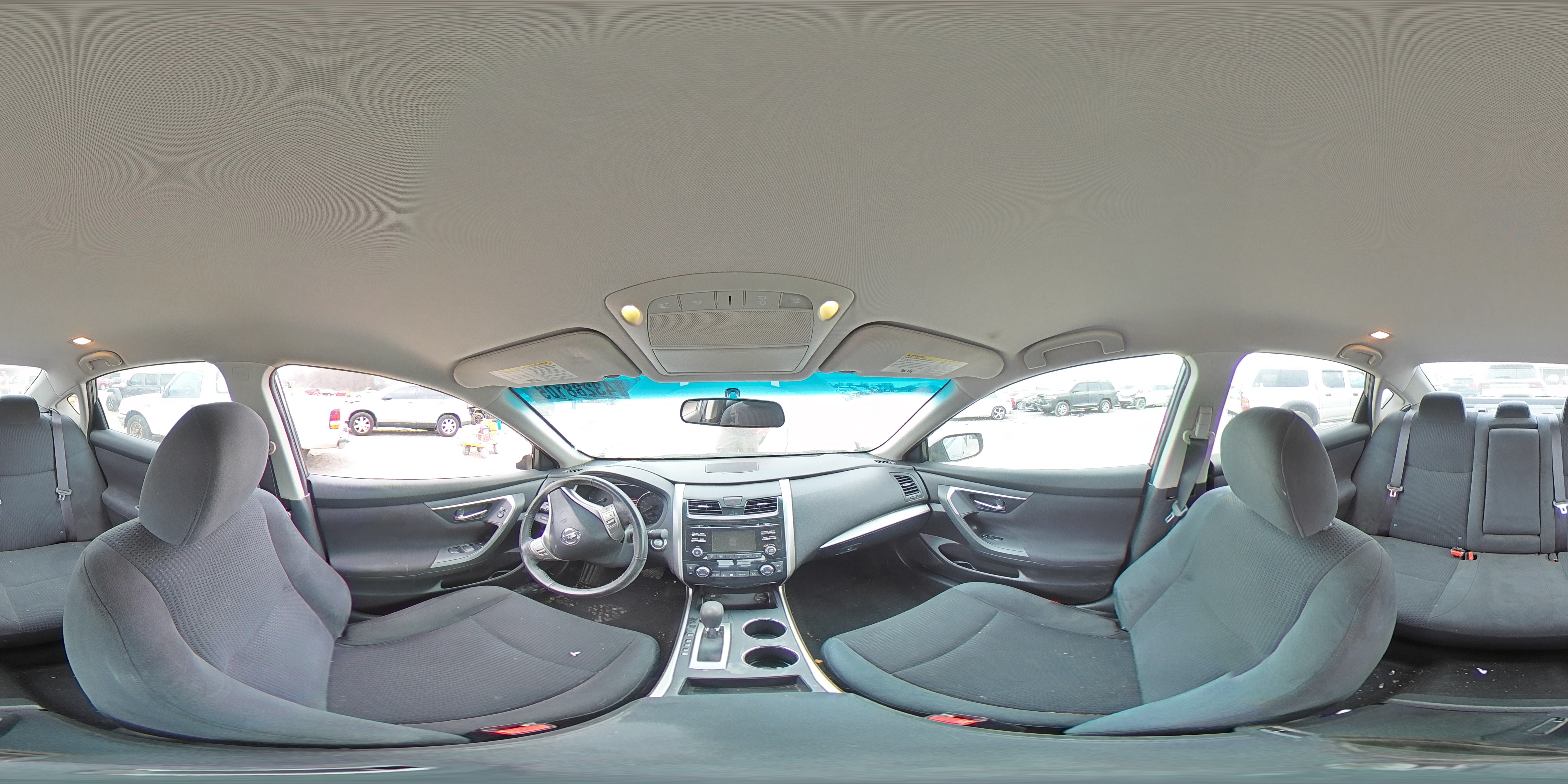 2015 Nissan Altima - Image 13