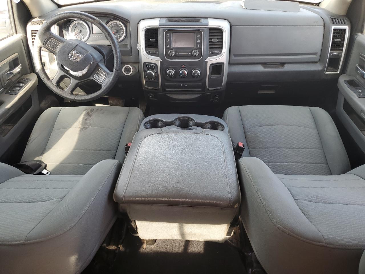 2016 RAM 1500 - Image 8